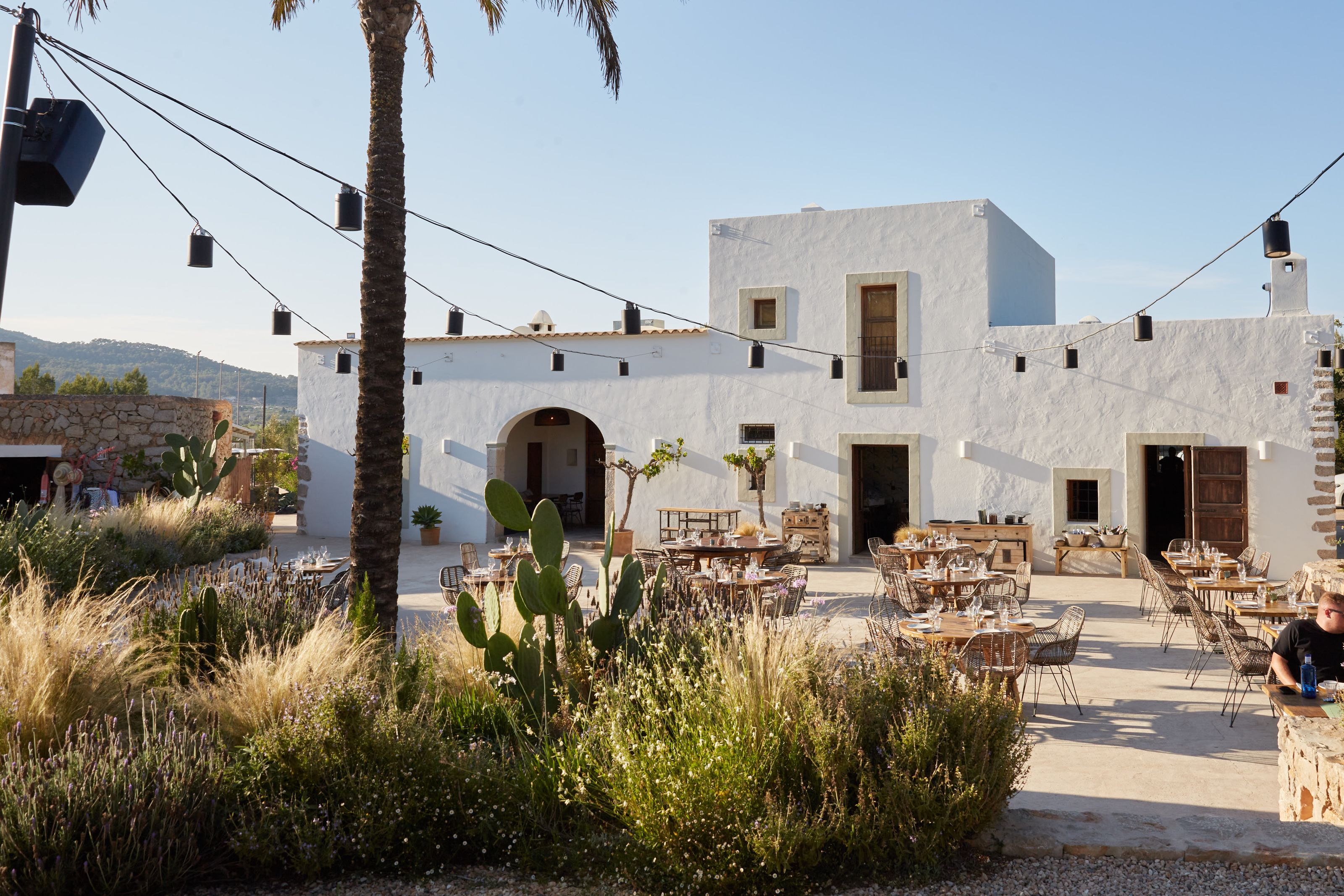 Juntos House Restaurant & Boutique